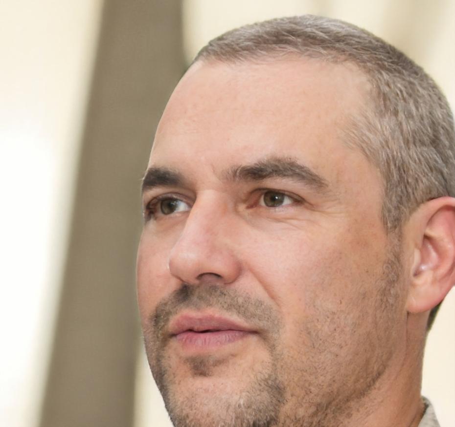 Portrait de Pierre Dubois, formateur en gestion budgétaire